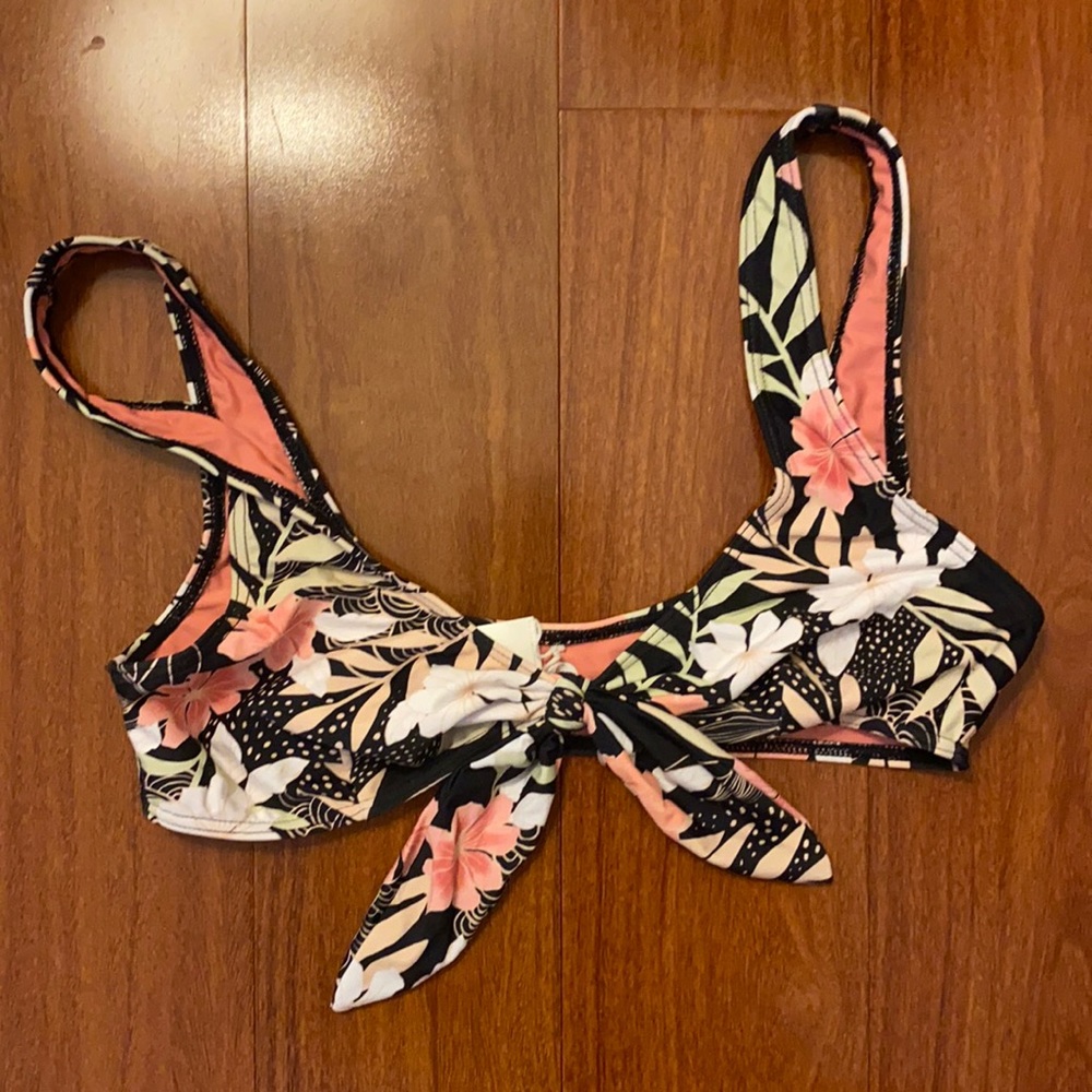SISSTREVOLUTION Sugar Sands Bralette Bikini Top